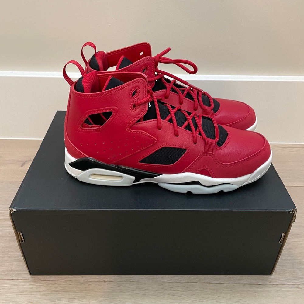 NWT Nike Jordan Flight Club ‘91 - Size 5Y (Kids)